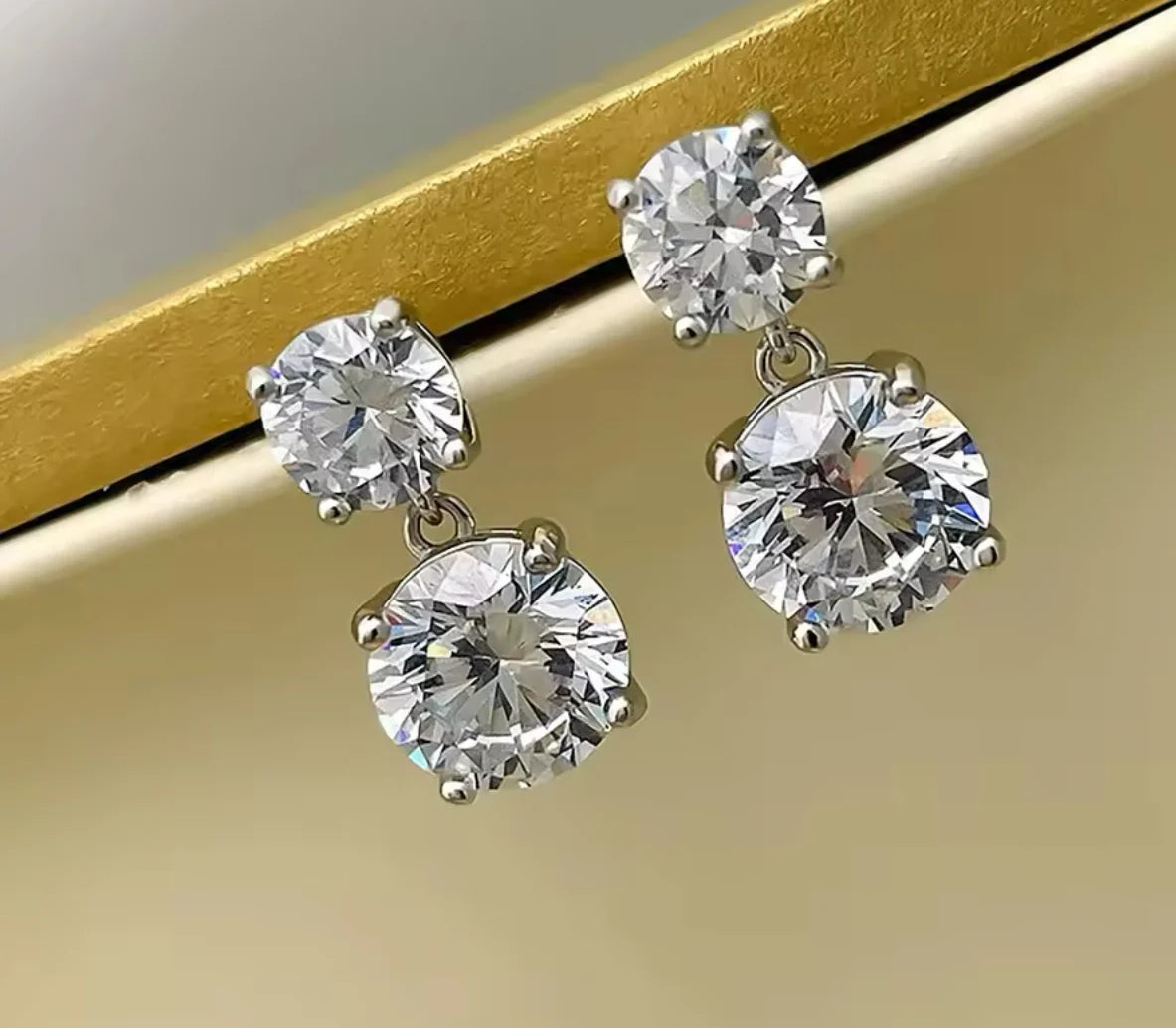 Two Tier Drop 2.8ct each ear