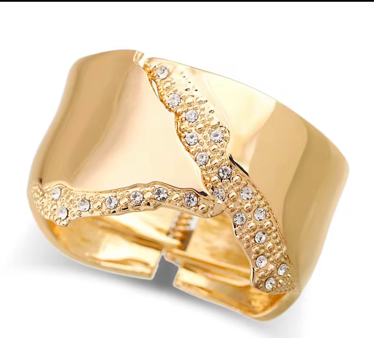 Statement cuff bracelet