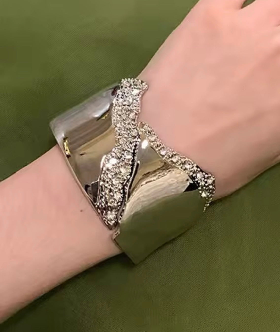 Statement cuff bracelet