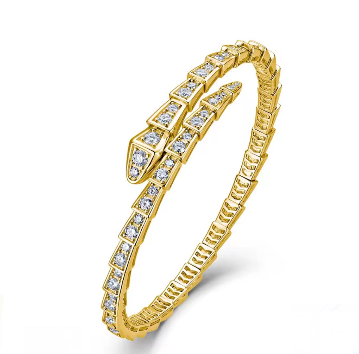 Close-up of Lux serpentine lab moissanite bracelet finishes