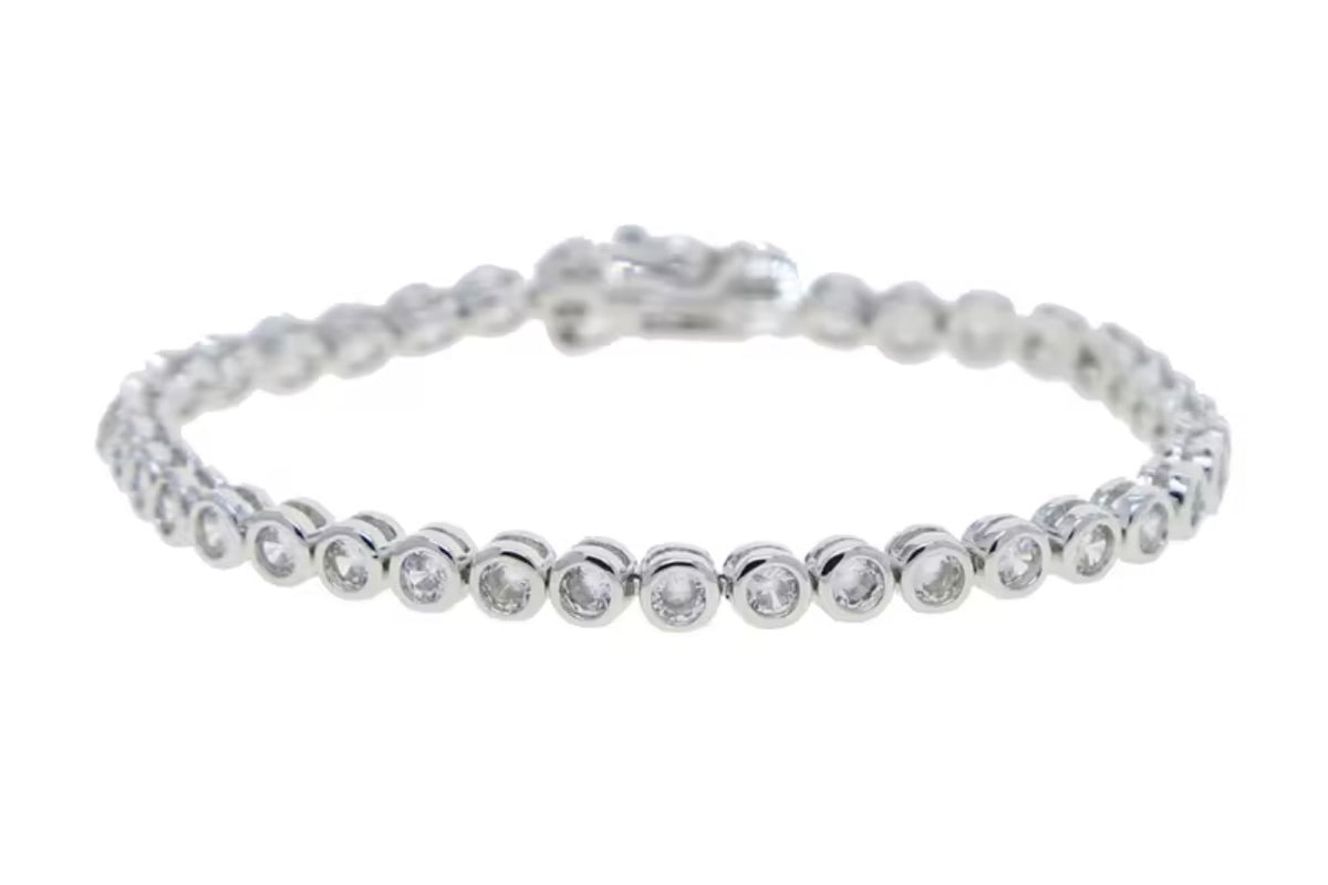 Clear bezel tennis bracelet in silver