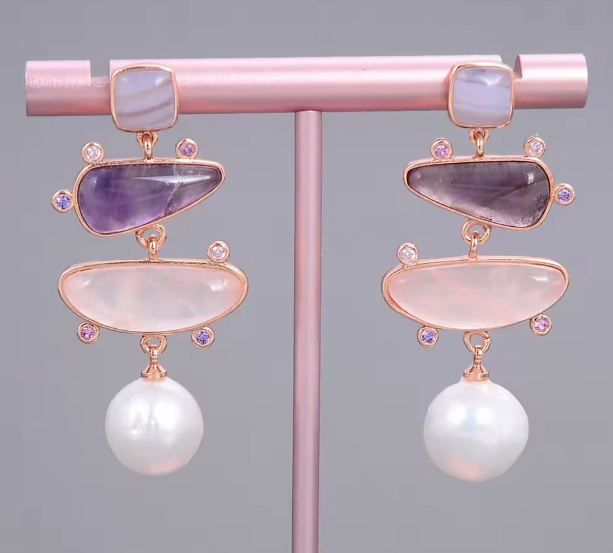 Multicolored quartz, moonstone and pearl dangle earrings