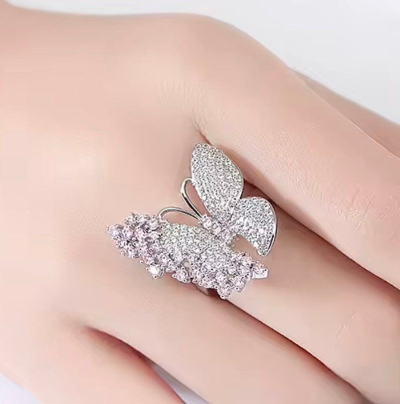 Side view of butterfly ring