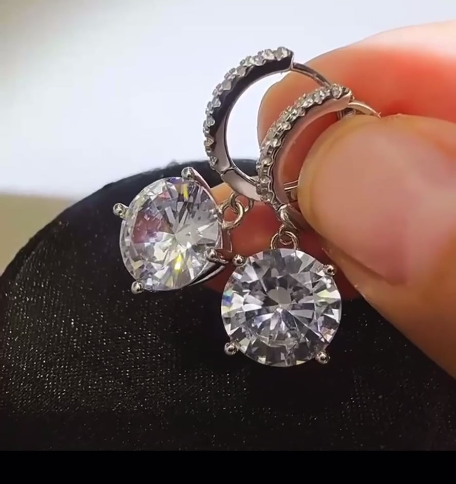 Lab/ Moissanite Diamond Huggie